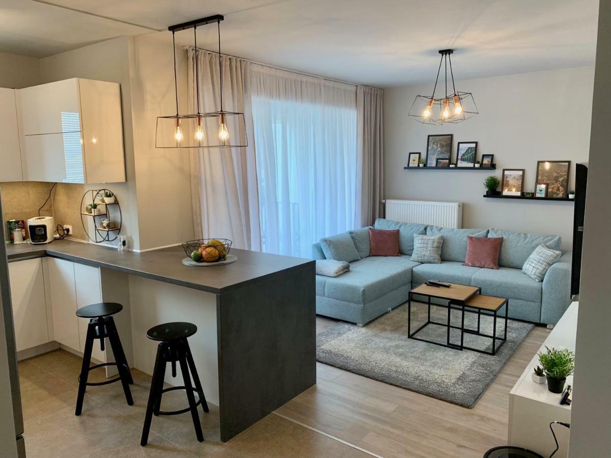 Modern Studio Coresi Lejlighed Braşov Eksteriør billede
